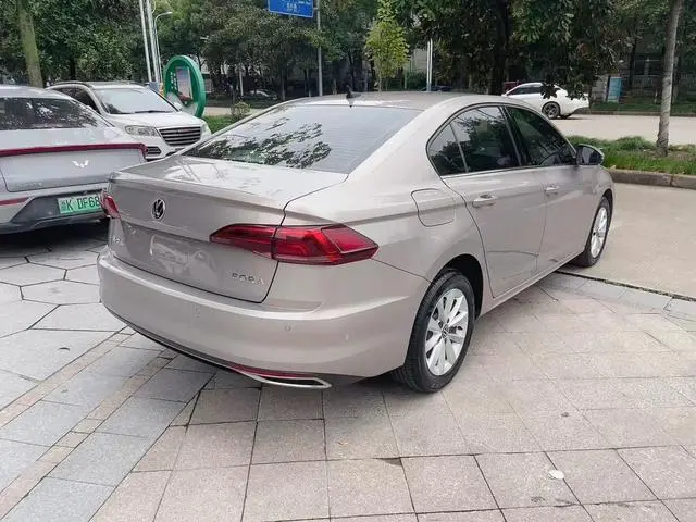 Volkswagen Bora 1.5L automatic comfort intelligent version