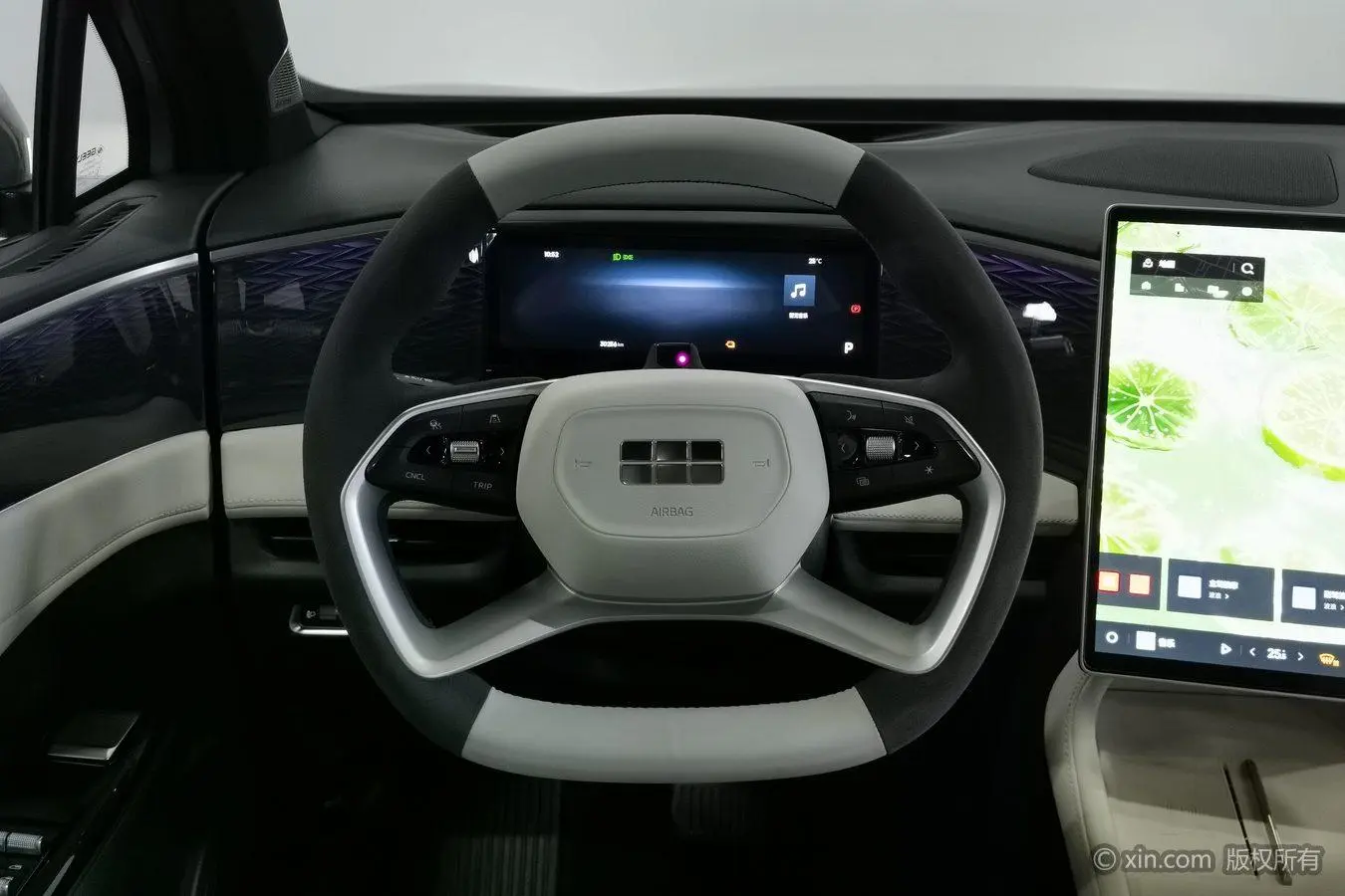 Geely Galaxy Galaxy L7 1.5T DHT 115km Starship
