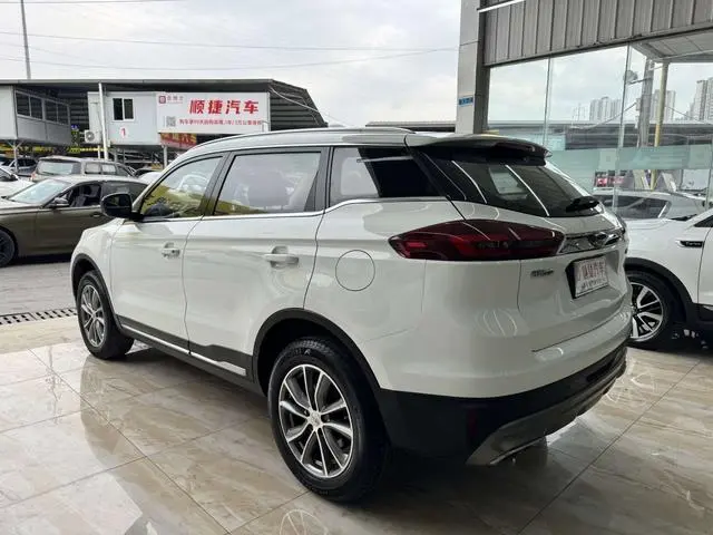 Geely Boyue 1.8TD automatic two-wheel drive intelligent 4G connected version