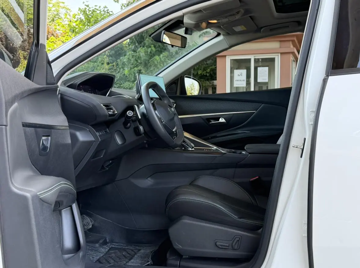 Peugeot Peugeot 4008 360THP Strength Edition
