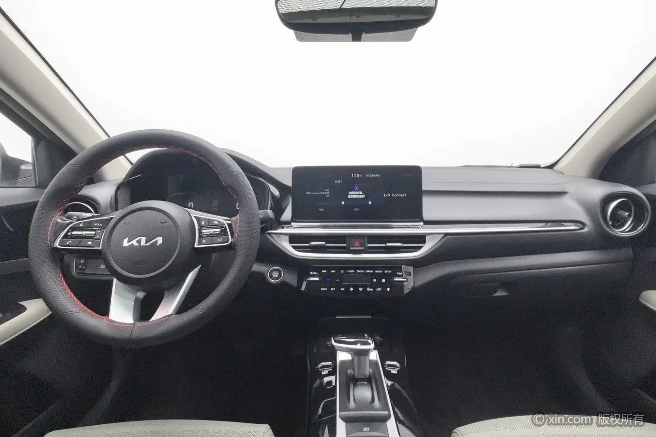 Kia Kia K3 1.5L IVT Deluxe Edition