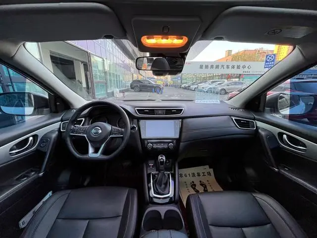 Nissan Qashqai 2.0L XV Prem.Deluxe Edition