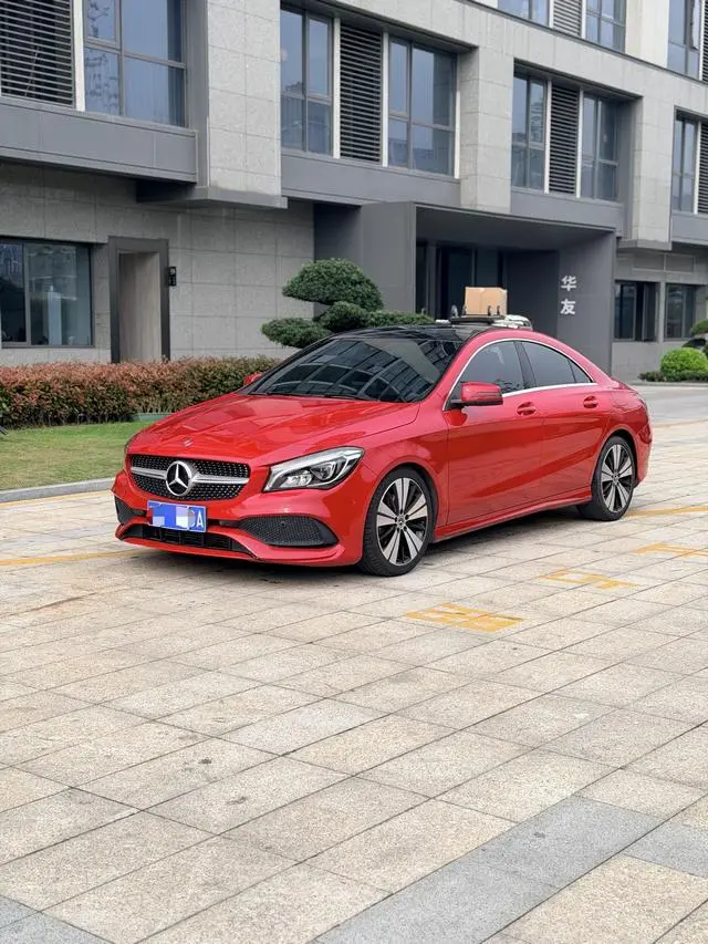 Mercedes-Benz Mercedes-Benz CLA CLA 200 fashion type
