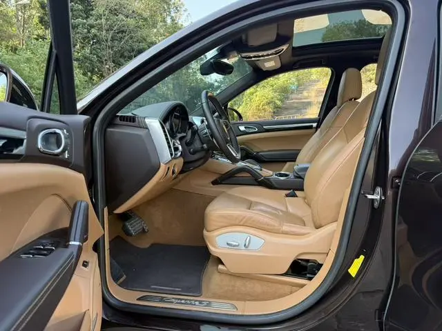 Porsche Cayenne E-Hybrid Cayenne S E-Hybrid 3.0T