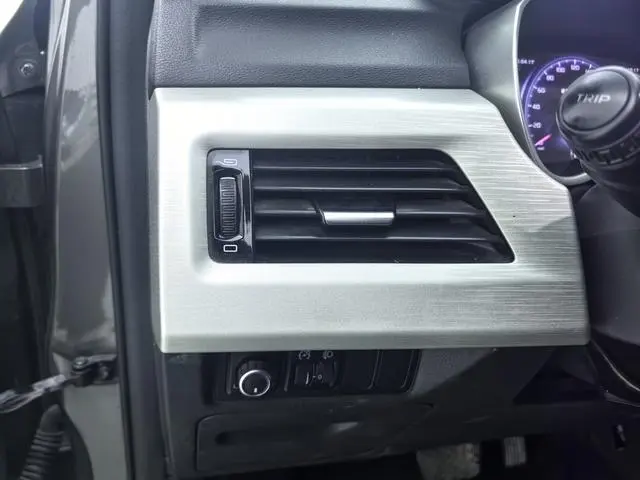 Geely Boyue 1.8TD DCT two-wheel drive intelligent 4G connected version