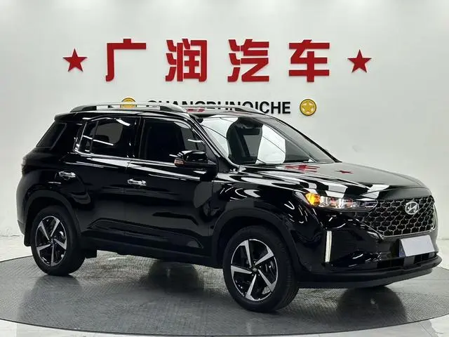 Hyundai Hyundai ix35 240T GDi DCT two-wheel drive leading version GLS