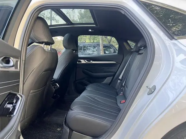 Geely Xingrui 1.5T Dongfang Yao Kunlun Edition