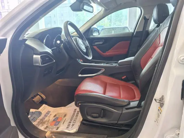 Jaguar Jaguar F-PACE 3.0 SC four-wheel drive R-Sport sports version