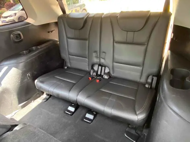 GAC Trumpchi GS8 320T two-wheel drive deluxe edition 7 seats