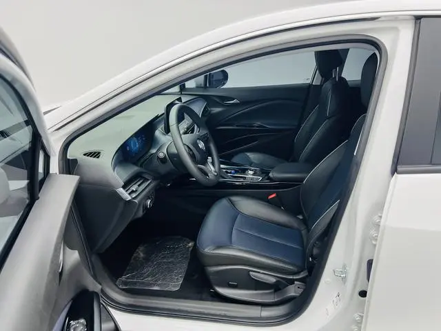 Buick Slightly blue 6 430km Comfort Edition
