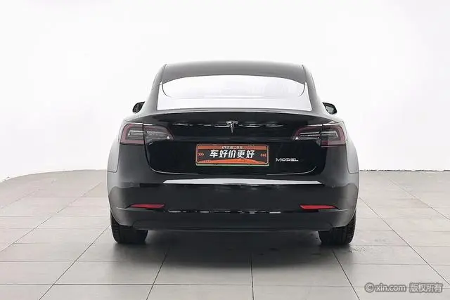 Tesla Model 3 Upgraded version of standard battery life rear drive