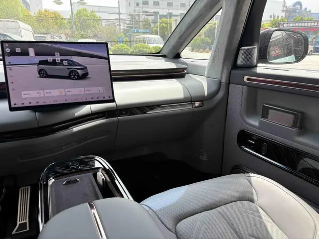 ZEEKR ZEEKR MIX 76kWh Smart Driving Version