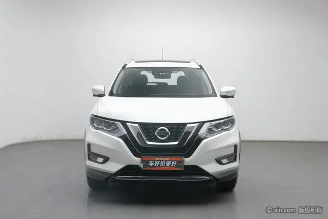 Nissan Qijun 2.0L two-wheel drive Zhilian Premium Edition