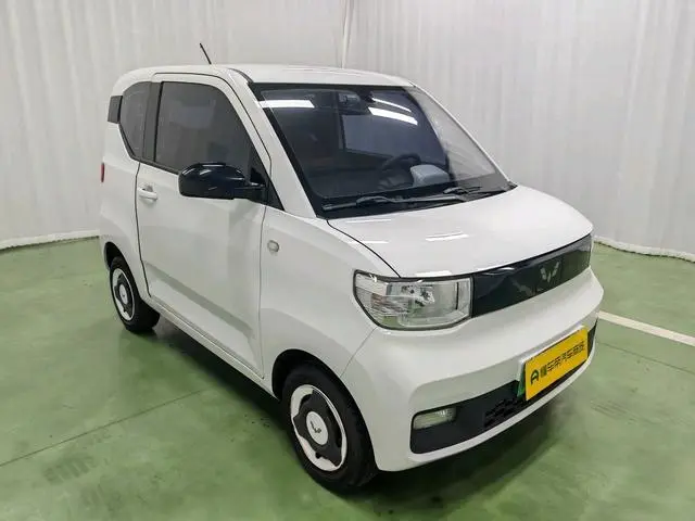 Wuling Wuling Hongguang MINIEV Free lithium iron phosphate