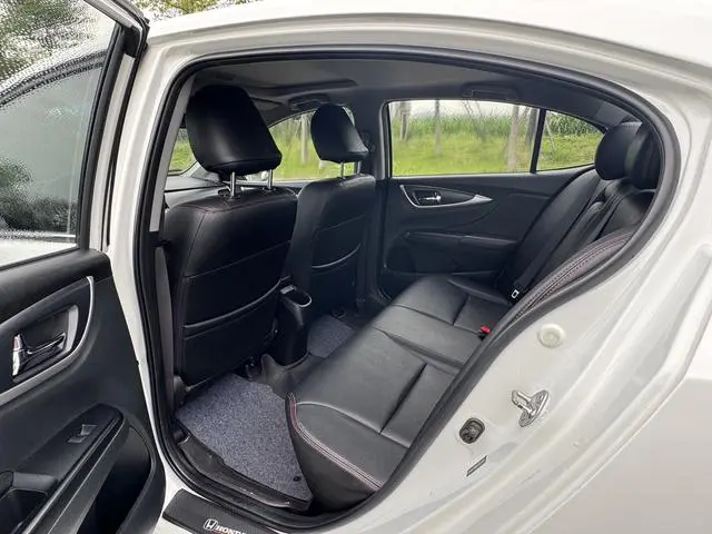 Honda Lingpai 1.8L CVT Deluxe Special Edition