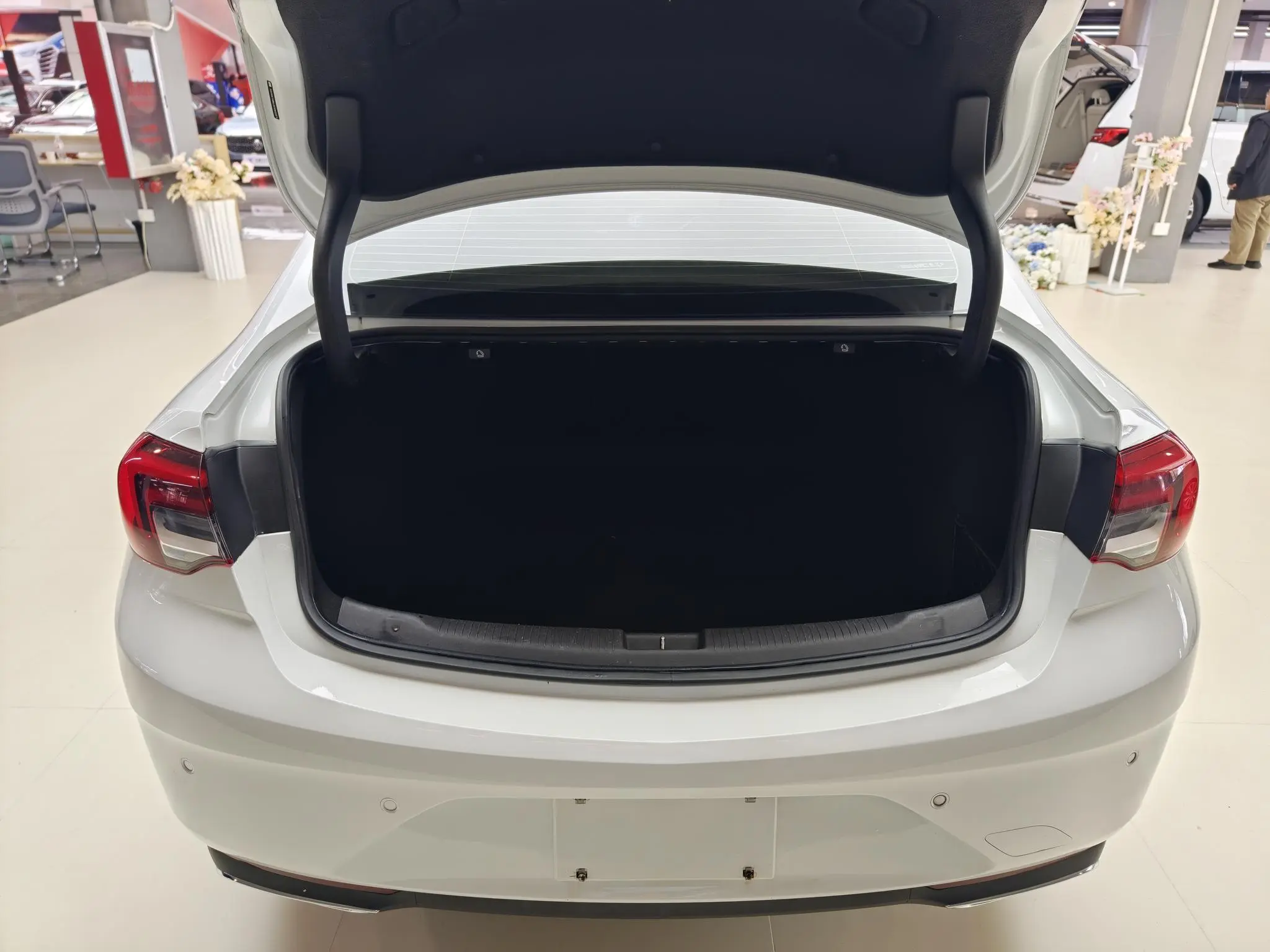 Buick Regal 552T luxury