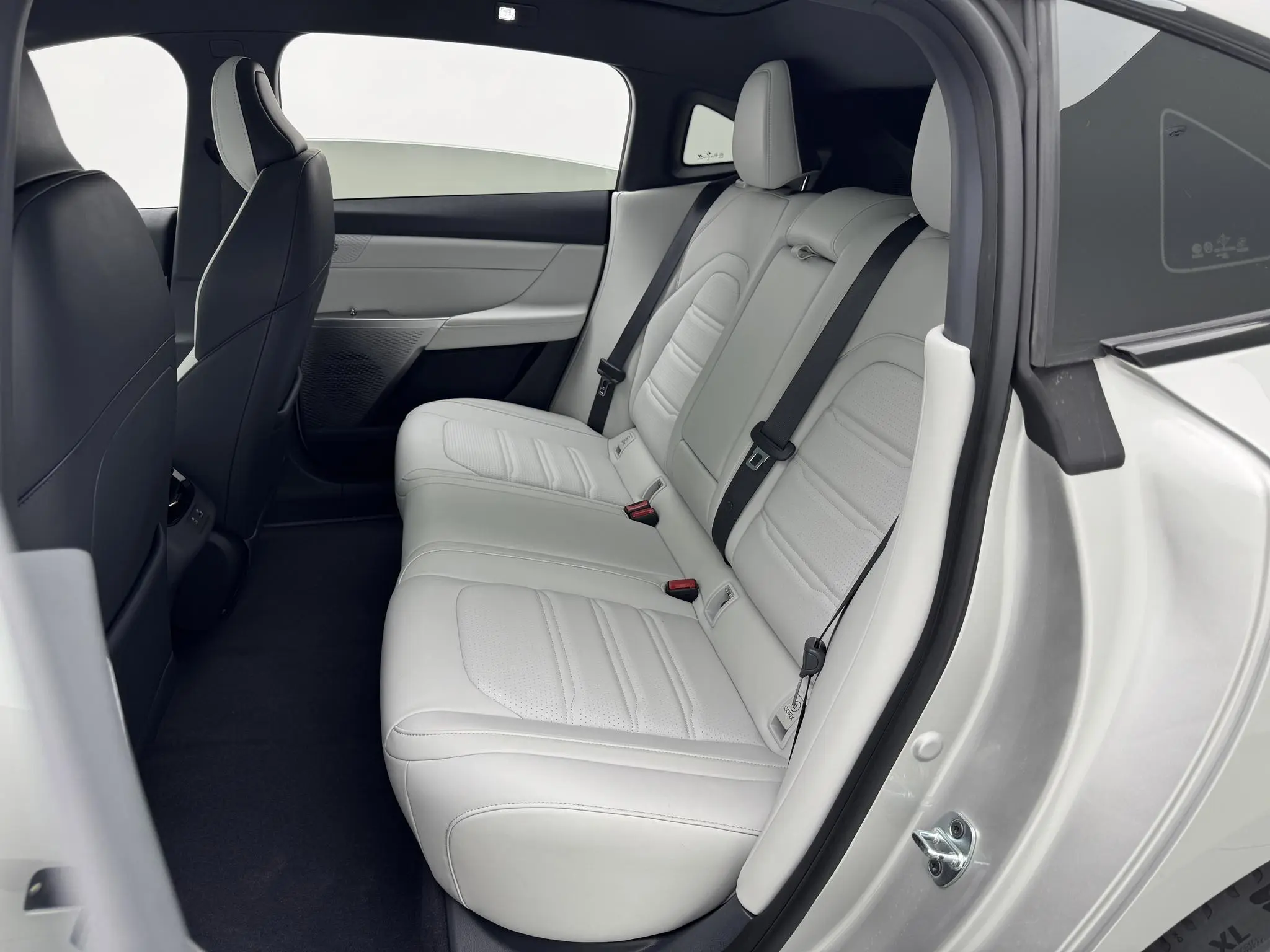 Dongfeng eπ eπ007 Pure electric 530Pro version