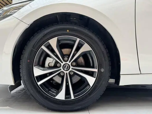 Nissan Xuan Yi 1.6L CVT Smart Driving Version