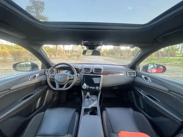 LYNK & CO Lynk 03 1.5TD DCT Jin Pro