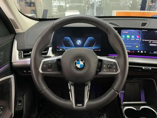 BMW BMW X1 sDrive25Li M sports suit