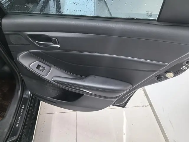 TOYOTA Asian dragon 2.0L XLE Exclusive Edition Country VI