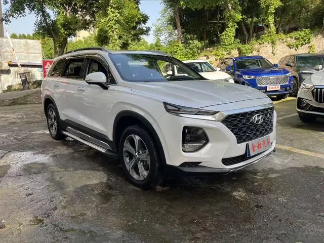 Hyundai Shengda 380 TGDi GLS automatic two-wheel drive deluxe Edition