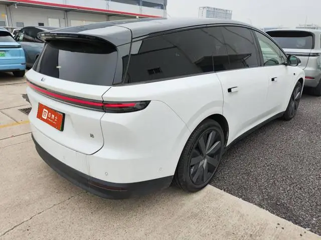Li Auto Ideal i8 Standard edition