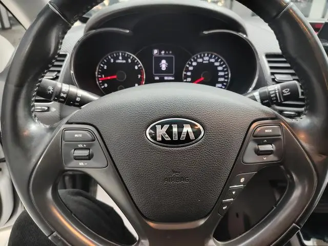 Kia Kia K3 1.6L automatic GLS