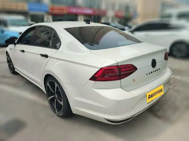 Volkswagen Lingdu 230TSI DSG Fashion Edition