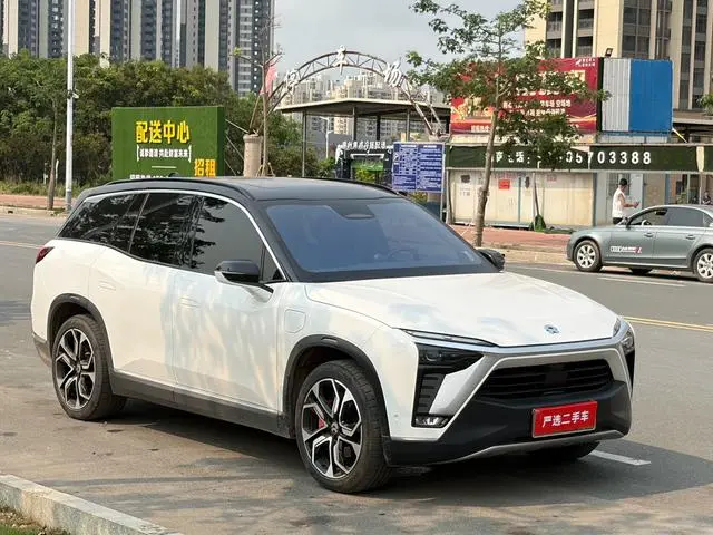 NIO NIO ES8 580KM signature edition seven seats