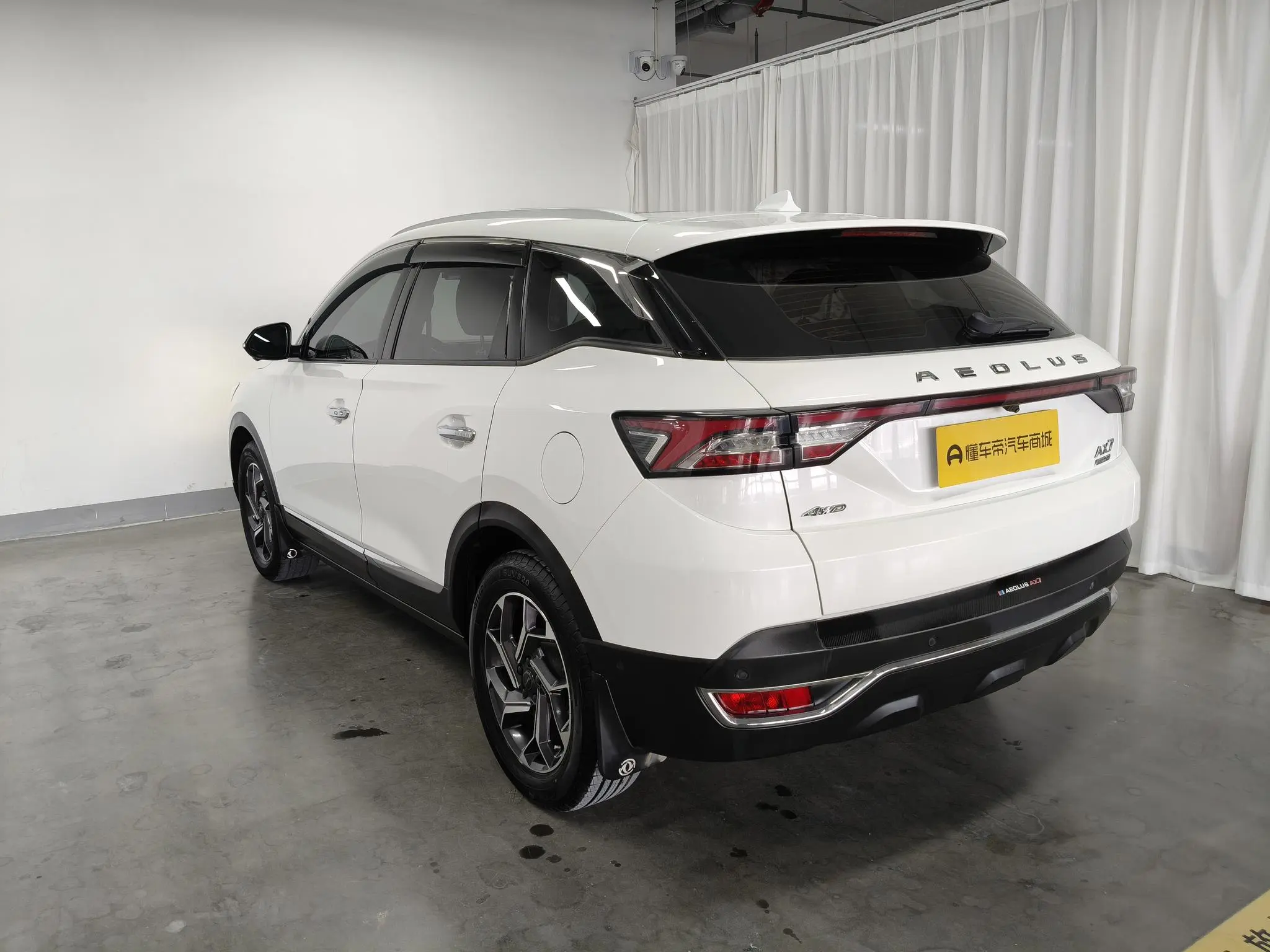 Dongfeng Fengshen Dongfeng Fengshen AX7 1.6T automatic AI flagship country VI