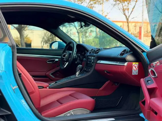 Porsche Porsche 718 Cayman 2.0T