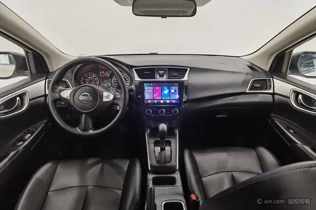 Nissan Xuan Yi Classic 1.6 XE CVT Exclusive Edition