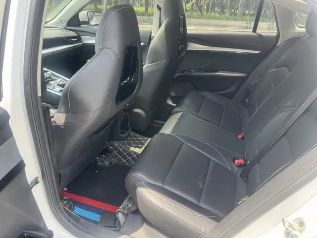 MG MG5 Scorpio 1.5T Deluxe Edition