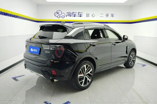 LYNK & CO Lynk &Co. 01 EM-P 1.5T Jin Pro Country VI