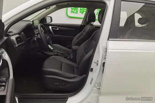 Kia Smart running 2.0L Automatic Smart Enjoy Deluxe Edition