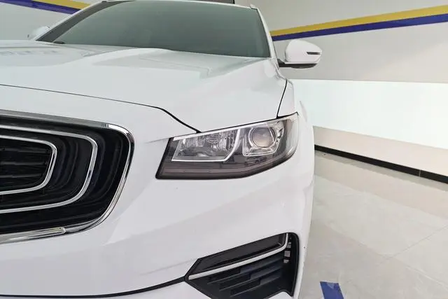 Geely Boyue 1.8TD DCT Zhilian PRO