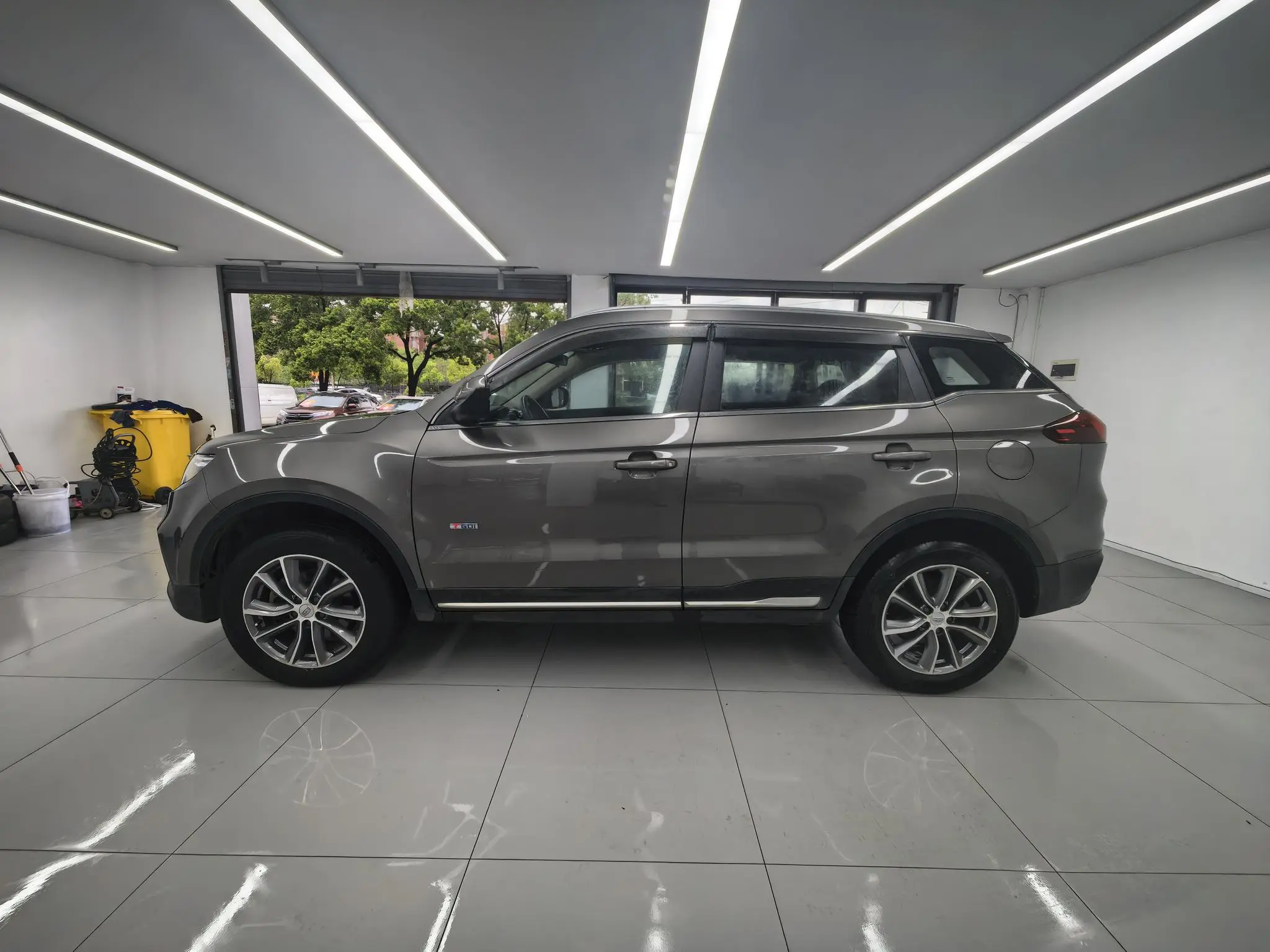 Geely Boyue 1.8TD DCT two-wheel drive intelligent 4G connected version
