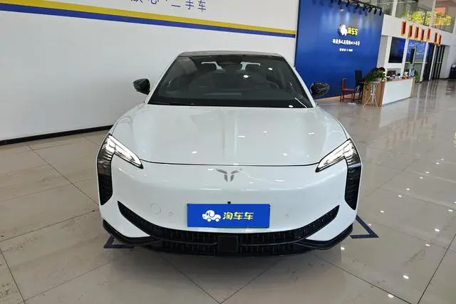 Hongqi Hongqi EH7 690 Pro