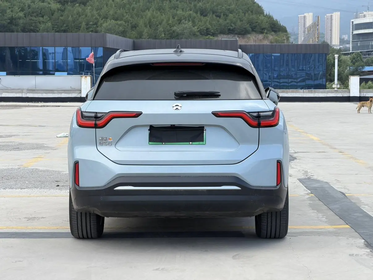 NIO NIO ES6 420KM sports version