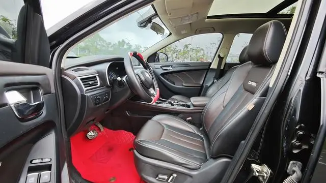 Dongfeng Fengguang Scenery 580 1.5T CVT intelligent type