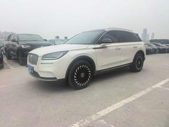 Lincoln Adventurer 2.0T Black Knight Limited Edition