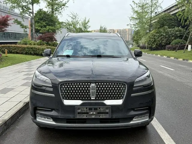 Lincoln Flying home 3.0T V6 four-wheel drive Zunya edition