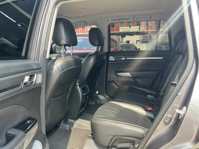 GAC Trumpchi GS8 390T two-wheel drive Luxury Zhilian Commemorative Edition