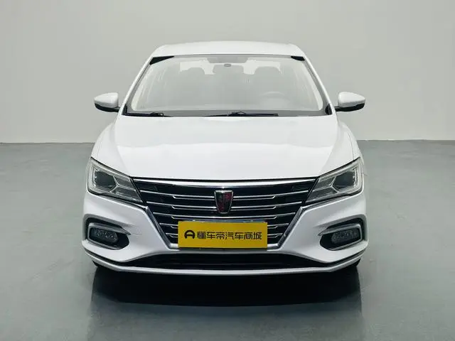 Roewe Roewe i5 1.5L manual 4G Interconnection Linghao Edition Country VI