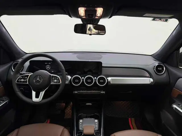 Mercedes-Benz Mercedes-Benz GLB GLB 200 fashion type