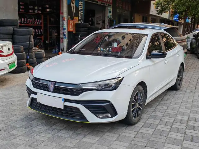 Roewe Roewe i5 1.5L CVT Platinum edition