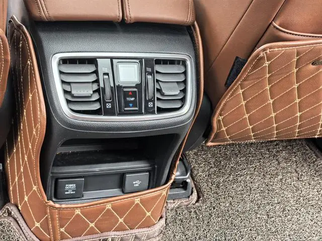 Honda Crown Road 370 TURBO 9AT Premium Edition AWD