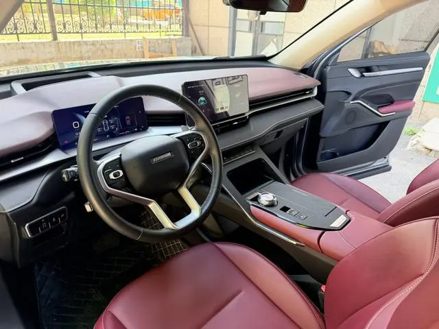 Haval Haval H6 The third generation 2.0T automatic four-wheel drive Max version