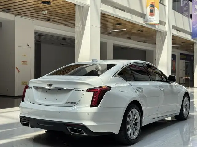 Cadillac Cadillac CT5 28T luxury